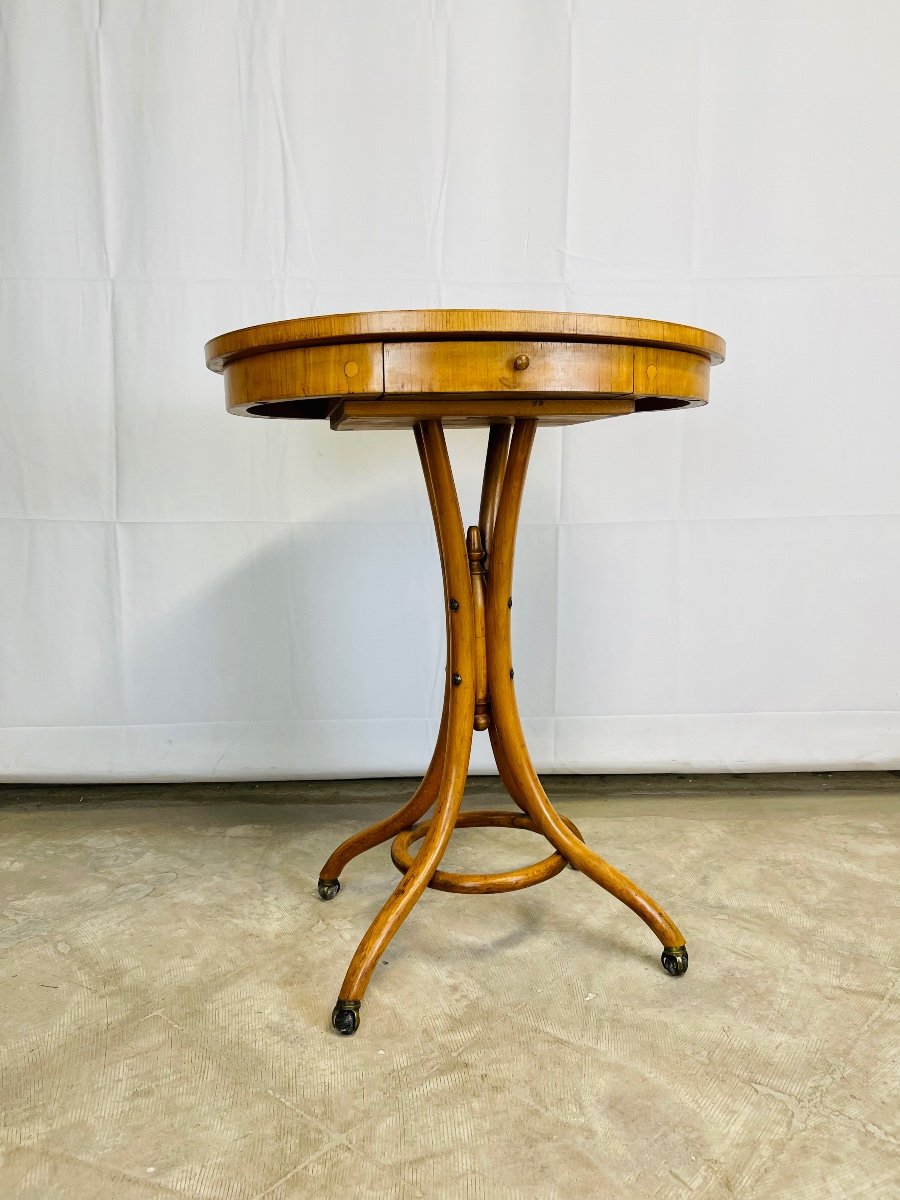 Thonet Pedestal Table -photo-1